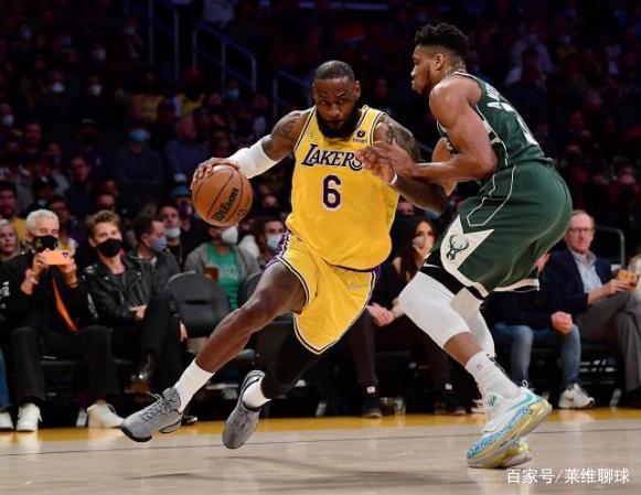 星空体育-关于雄鹿不断突破！，浓眉哥连续七场比赛得分超过刷新纪录再创辉煌时刻的信息-星空体育